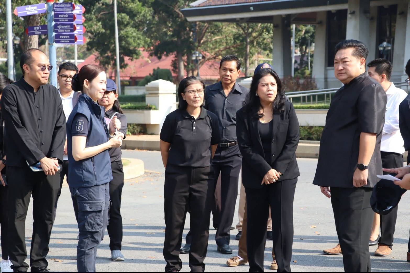 title - ผู้ว่าราชการจังหวัดพระนครศรีอยุธยา ลงตรวจพื้นที่เตรียมการพระราชพิธีถวายพระเพลิงพระบรมศพ สมเด็จพระนางเจ้าสิริกิติ์ พระบรมราชินีนาถ พระบรมราชชนนีพันปีหลวง ณ ศูนย์ส่งเสริมและพัฒนาอาชีพเสริมนอกภาคการเกษตร อำเภอบางไทร